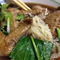 タイ料理食材専門店イサラストアー